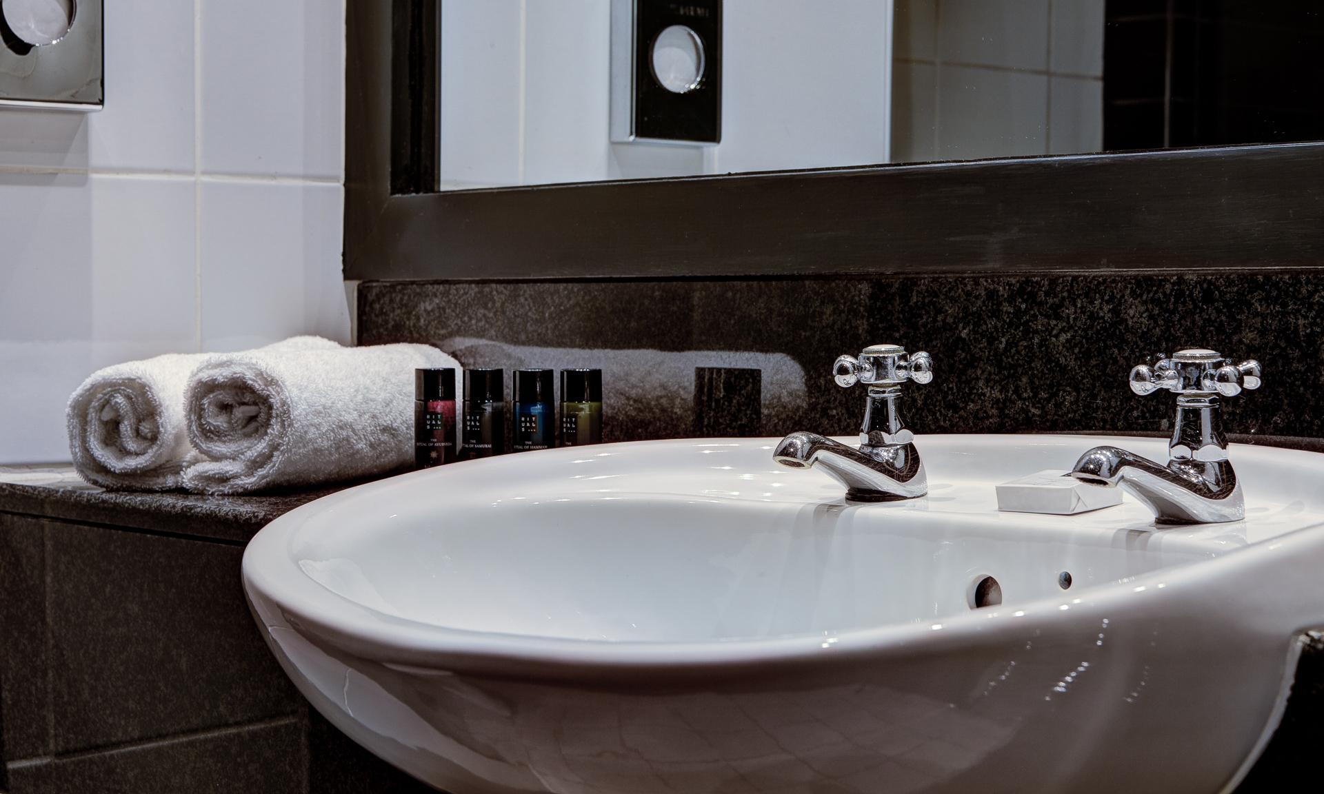 House Belfast Hotel Εξωτερικό φωτογραφία